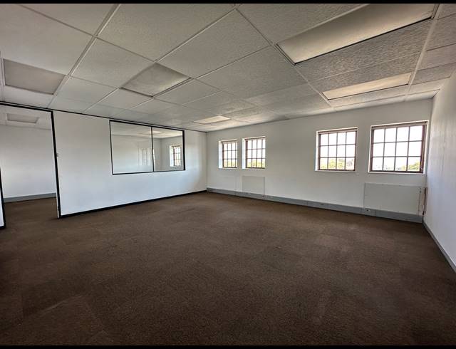 90M² OFFICE TO LET IN PARKMORE